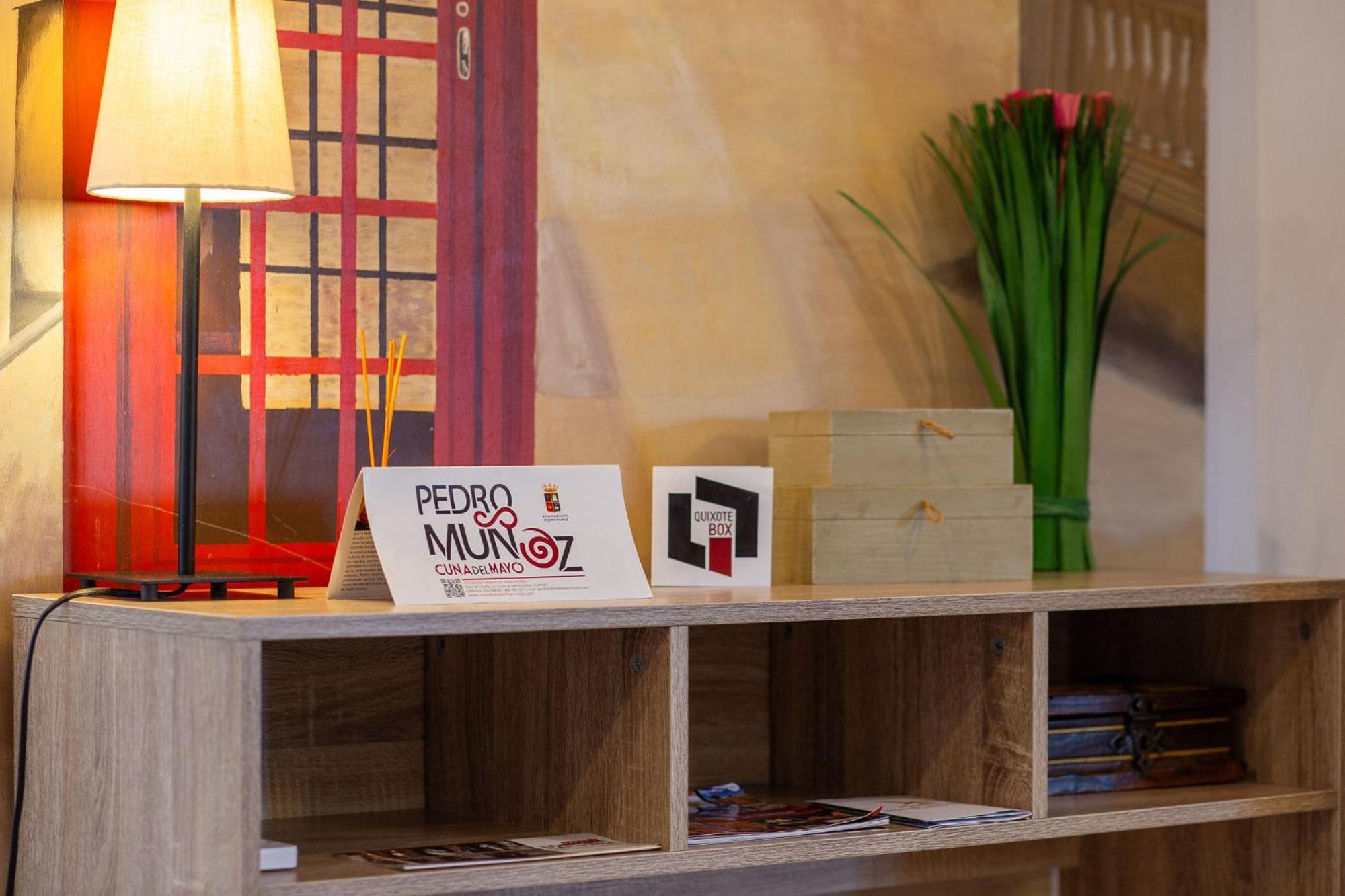 La Mancha Suites Casa Rural 佩德罗－穆尼奥斯 外观 照片